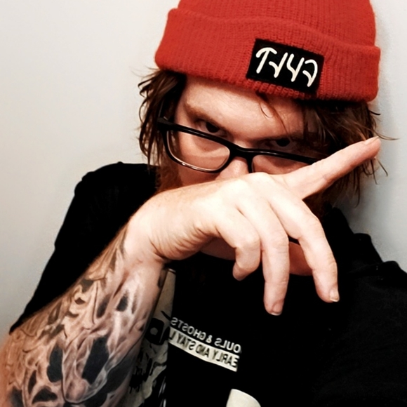 Meet your Posher, Timothy - Picture 3 of 4